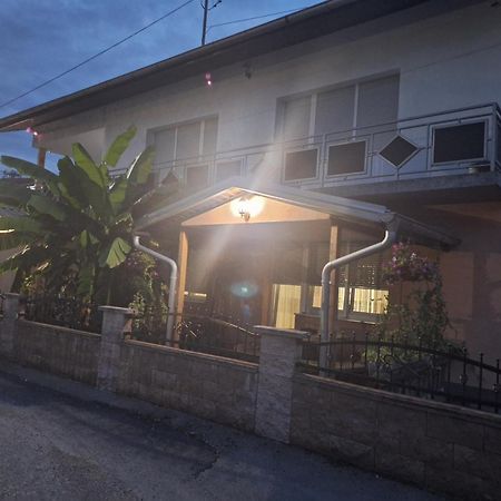 Kaca Apartmani 1 Banja Luka Exterior foto