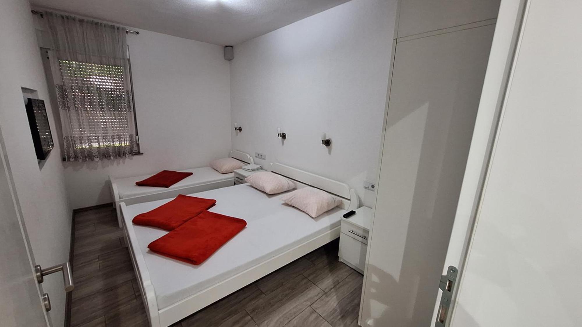 Kaca Apartmani 1 Banja Luka Exterior foto