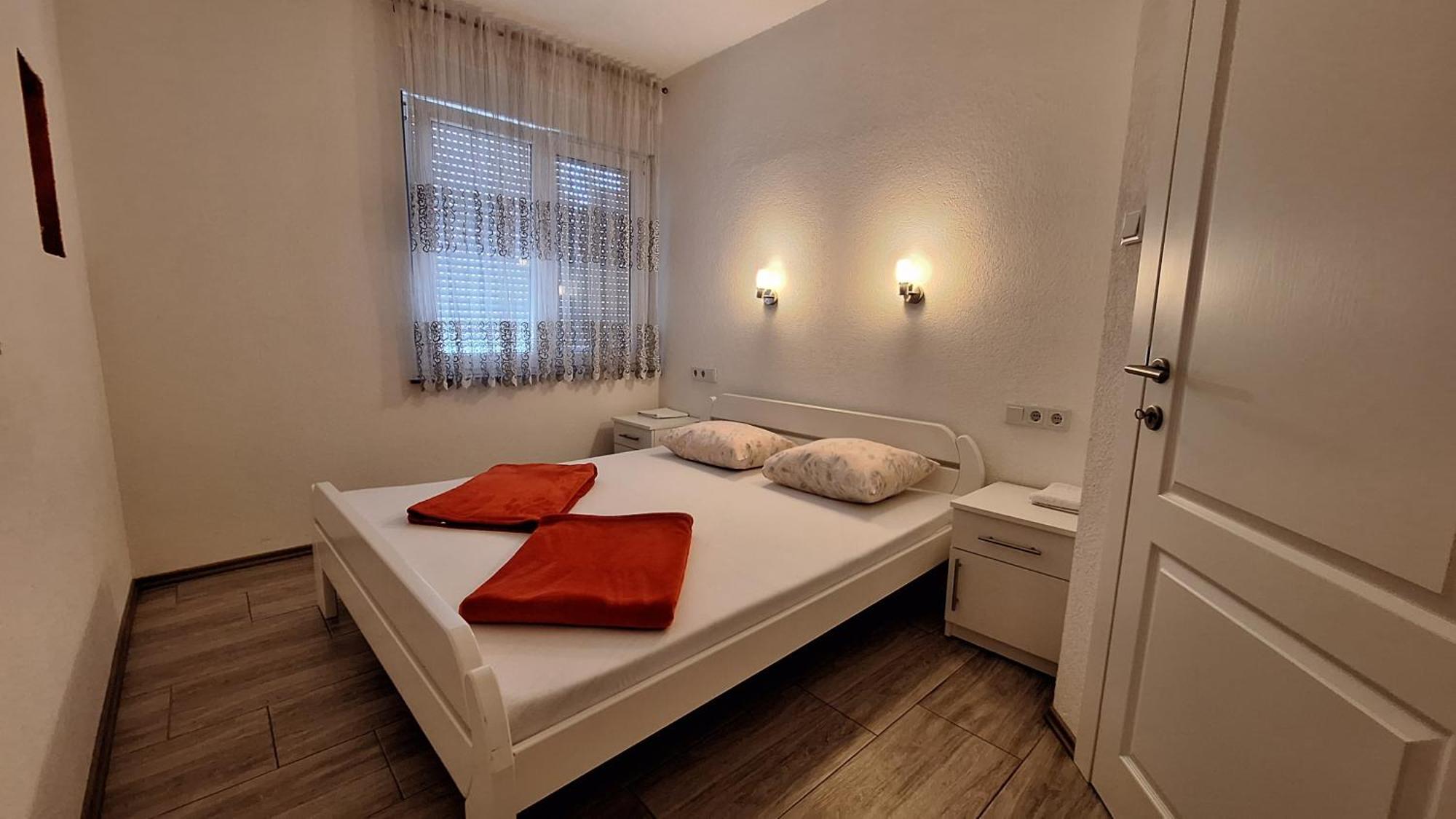 Kaca Apartmani 1 Banja Luka Exterior foto
