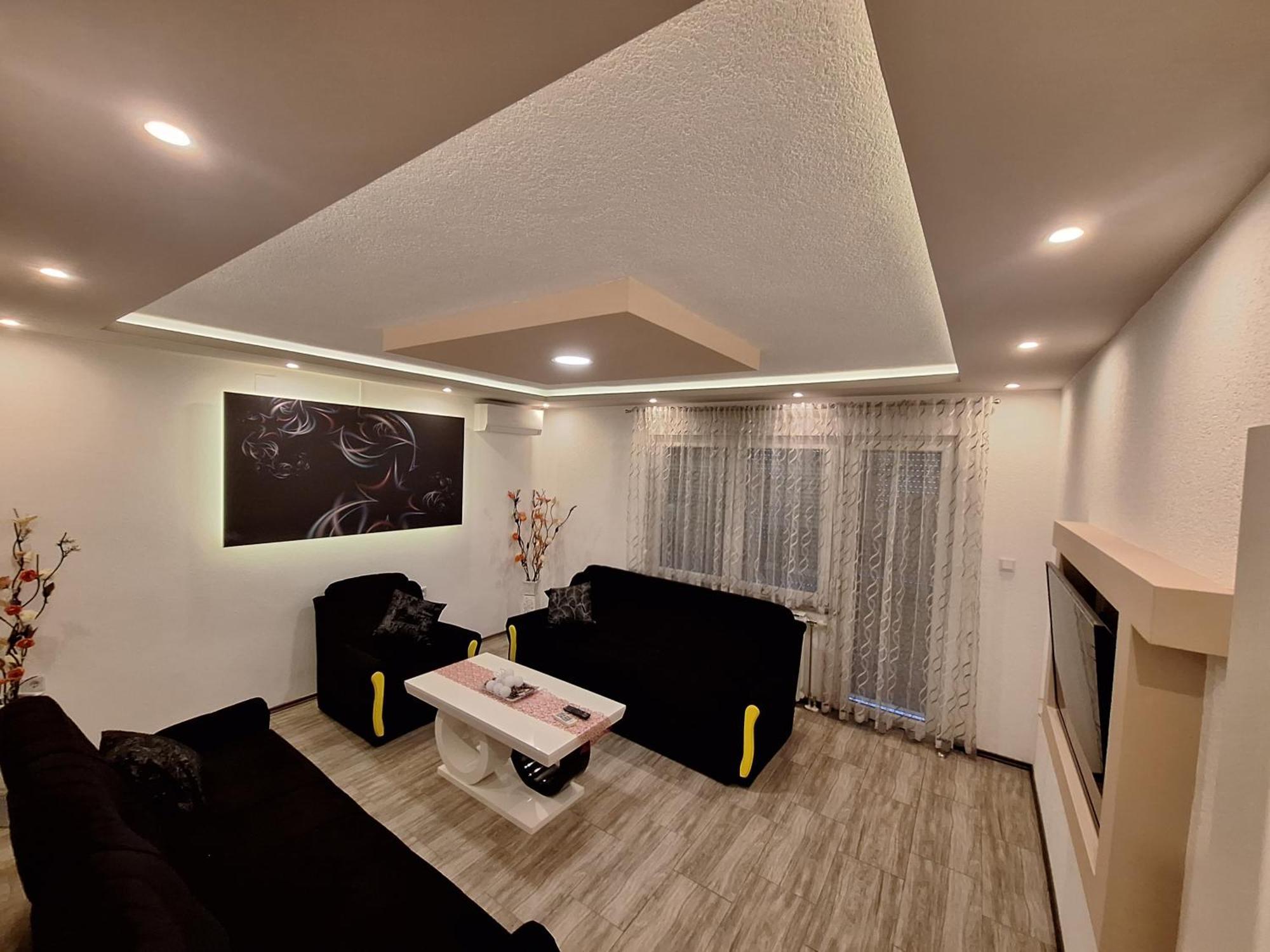 Kaca Apartmani 1 Banja Luka Exterior foto