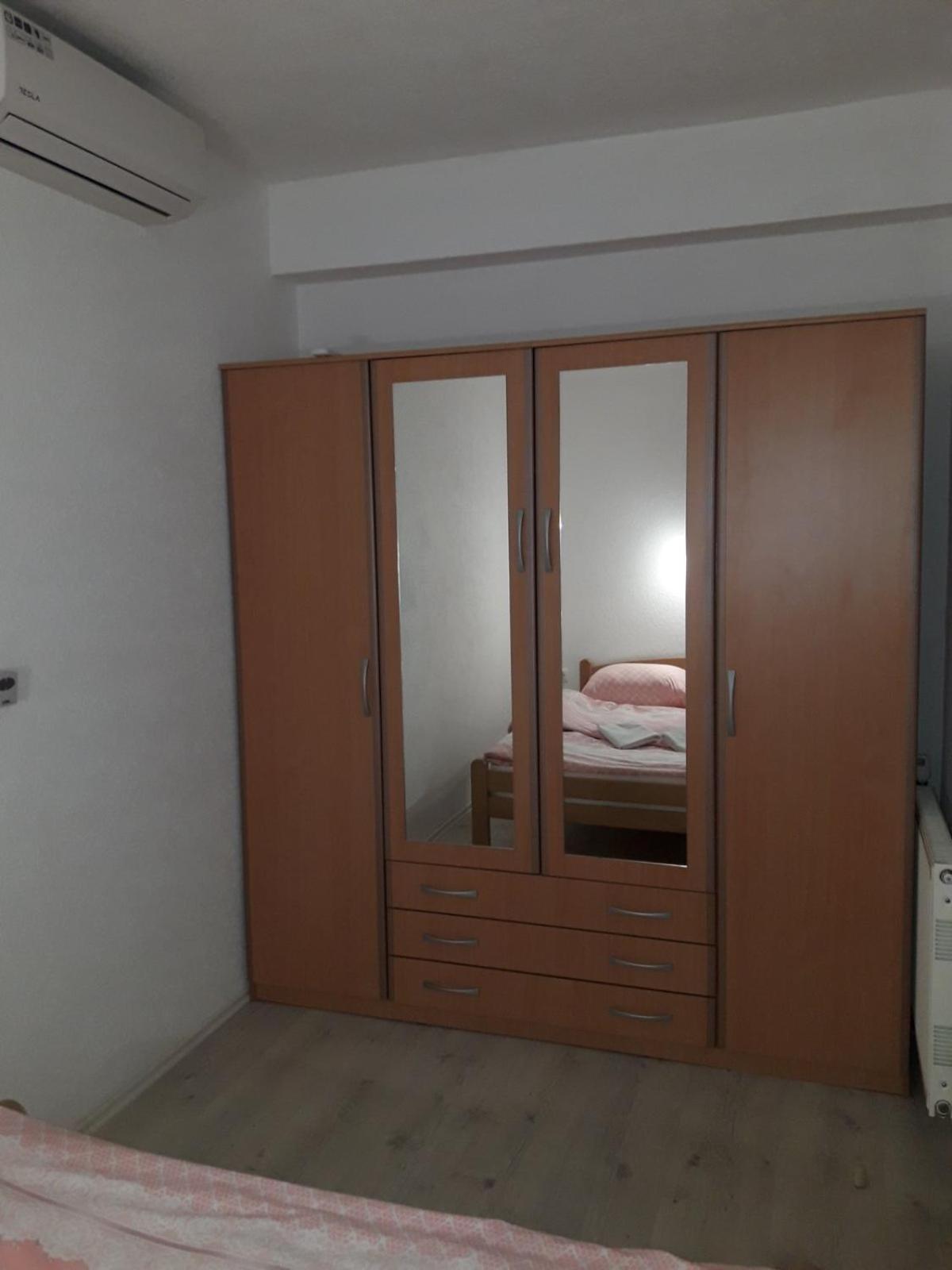 Kaca Apartmani 1 Banja Luka Exterior foto